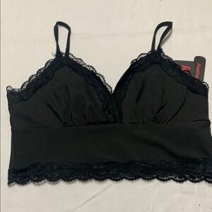 ROMWE Black Lace Trim tank